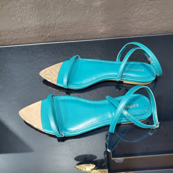 Express Teal Sandals - Picture 7 of 9